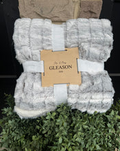 Load image into Gallery viewer, Cozy Personalized Blanket Gift
