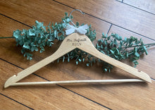 Load image into Gallery viewer, Engraved Hangers
