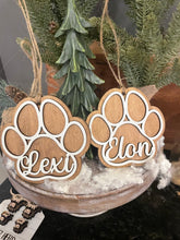 Load image into Gallery viewer, Paw Ornament/Stocking Tag
