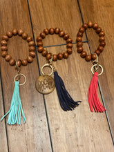 Load image into Gallery viewer, Wooden Beaded Wristleti
