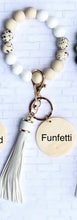 Load image into Gallery viewer, Silicone Beaded wristlets
