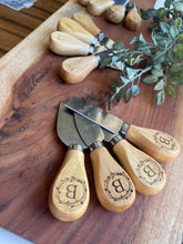 Load image into Gallery viewer, Charcuterie Knife Set
