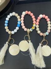 Load image into Gallery viewer, Silicone Beaded wristlets
