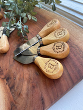 Load image into Gallery viewer, Charcuterie Knife Set
